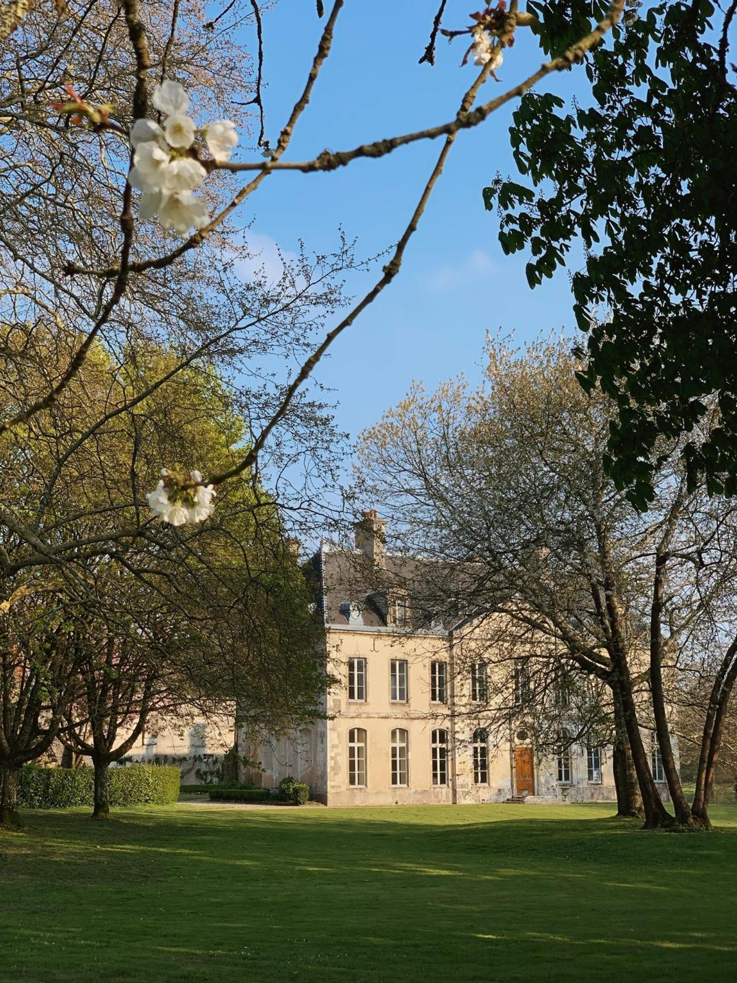 Abbaye De Blanchelande Bed & Breakfast Neufmesnil Eksteriør bilde