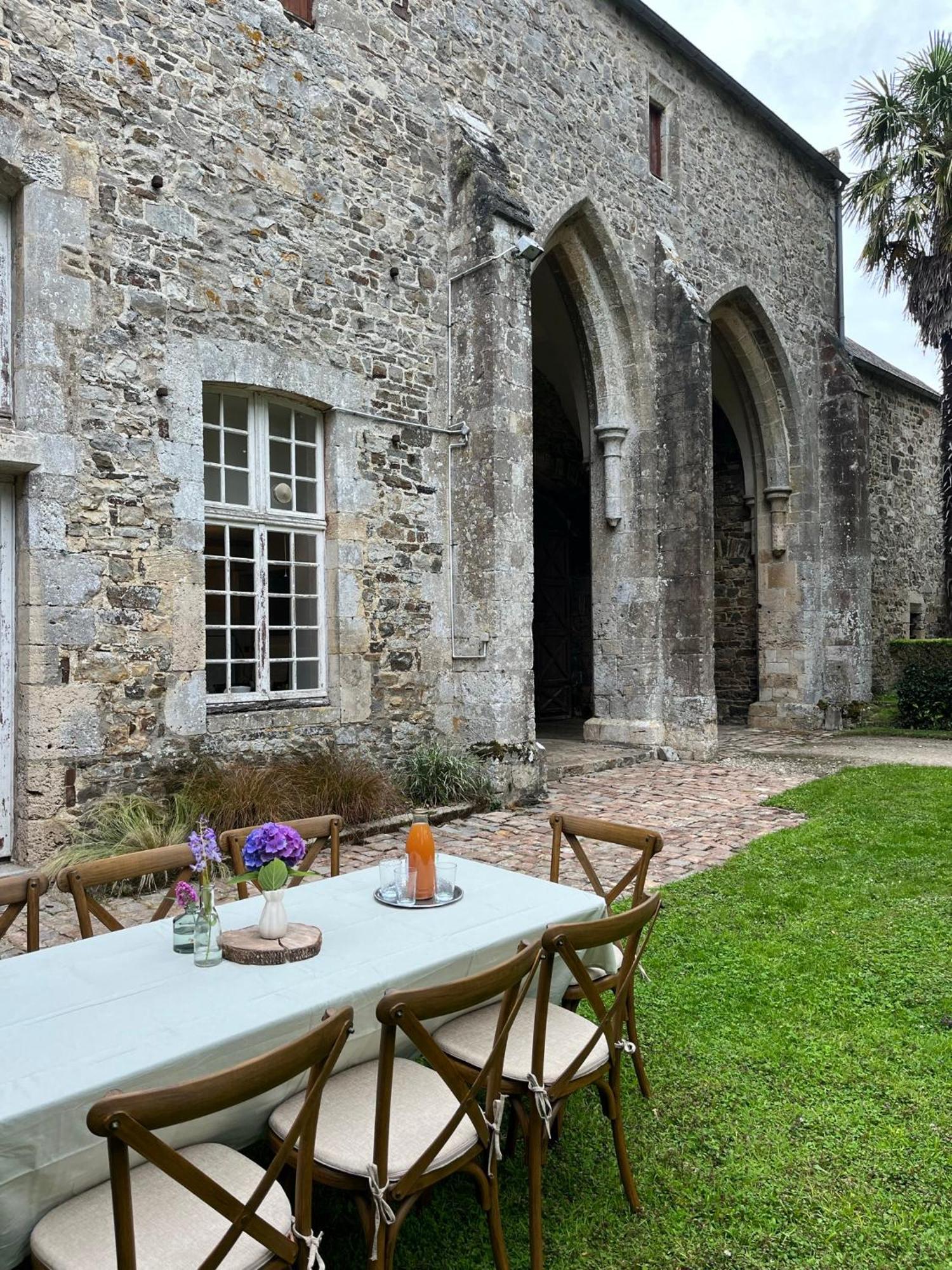 Abbaye De Blanchelande Bed & Breakfast Neufmesnil Eksteriør bilde